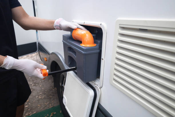 Portable Toilet Options We Offer in Moundridge, KS