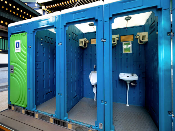 Best High-end porta potty rental  in Moundridge, KS